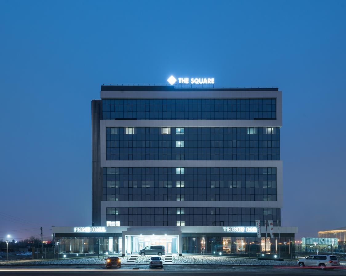 Otel The Square 3*