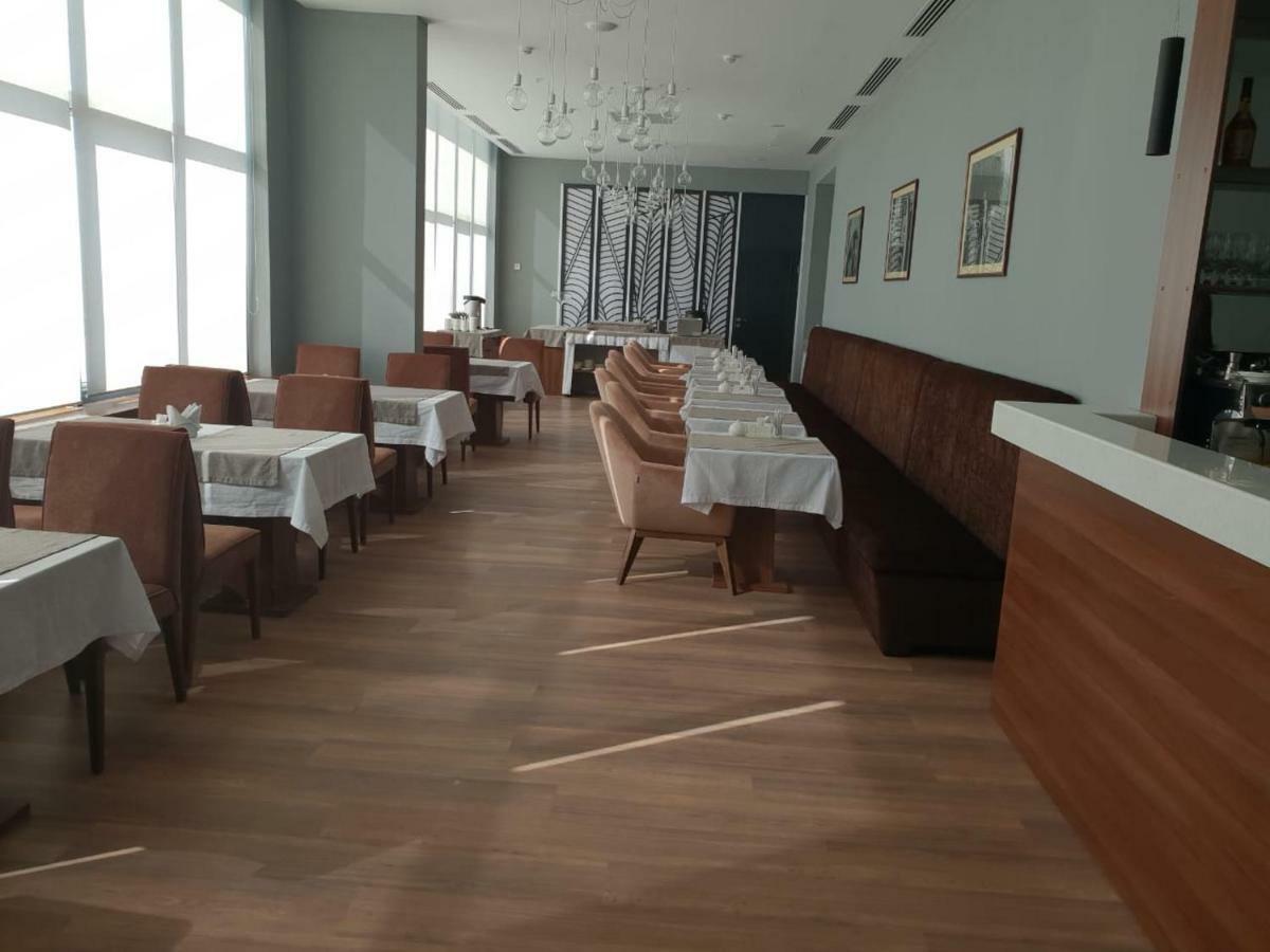 The Square 3* Astana