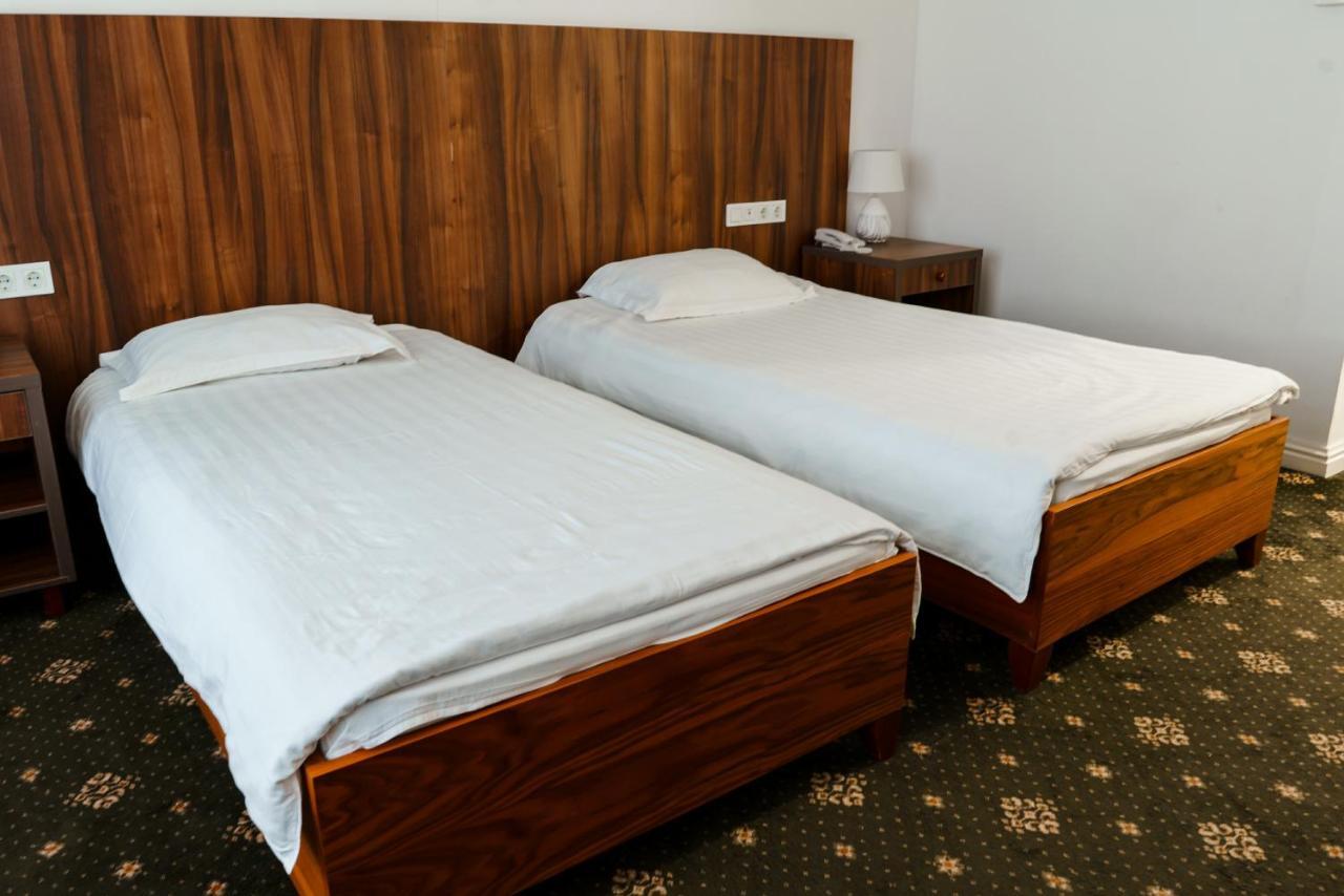 The Square Otel
